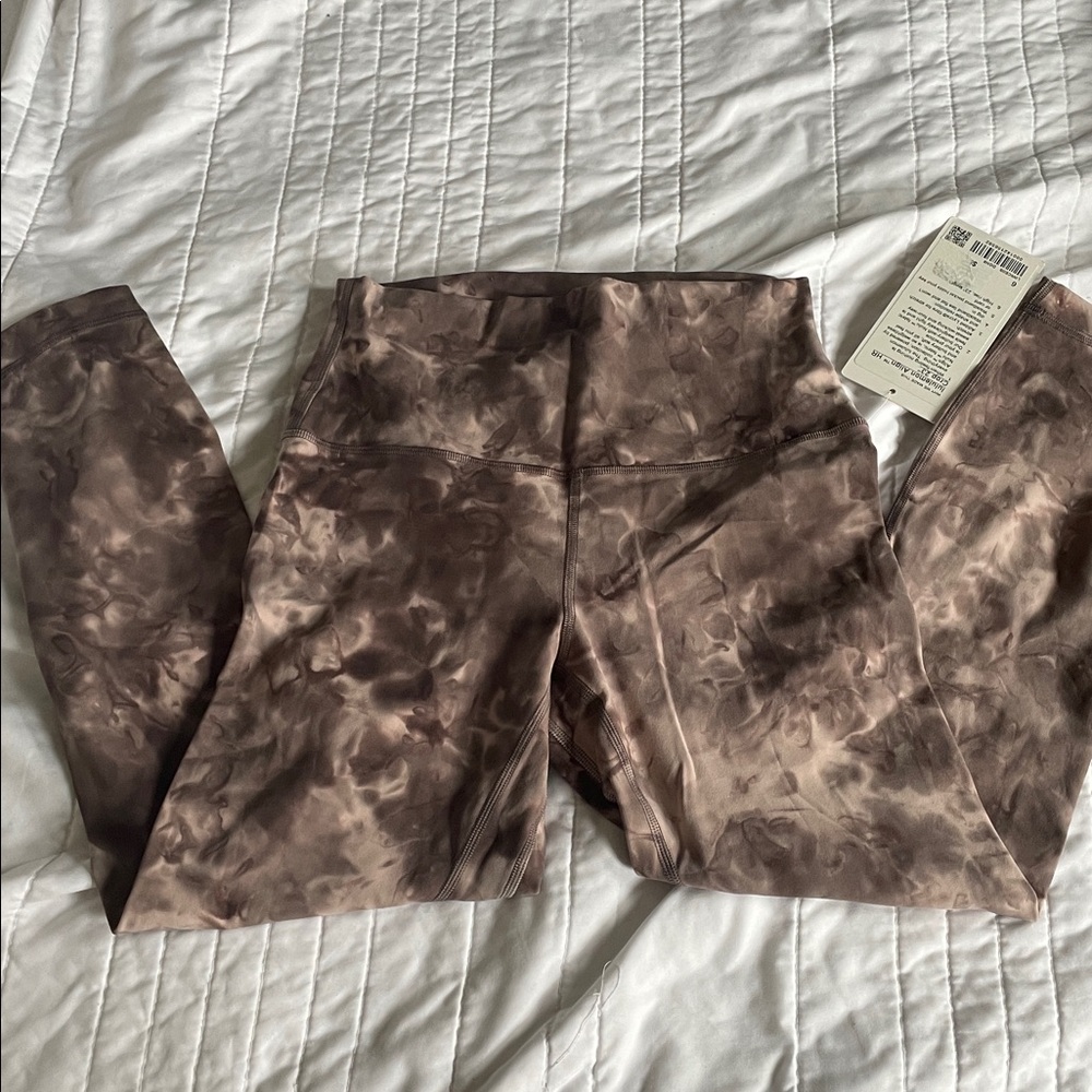 NWT lululemon align HR crop 23” tie dye leggings